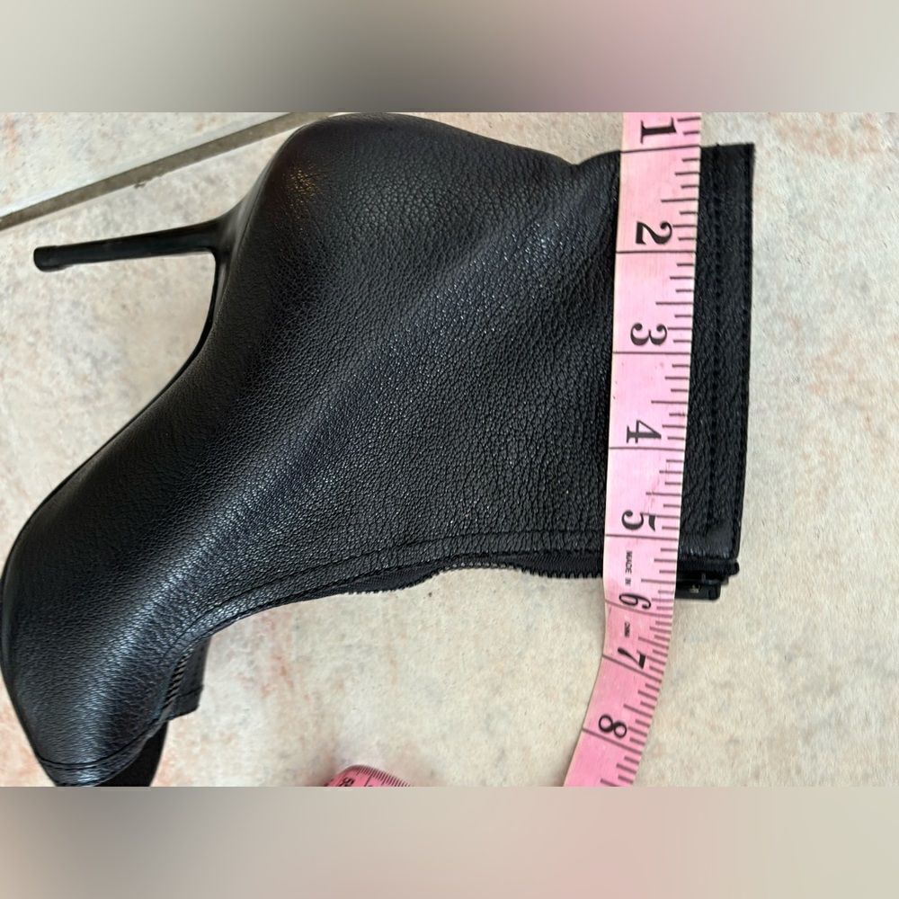 Burberry peep toe ankle bootie open toe dress shoes ankle boots zipper heels - Picture 12 of 12
